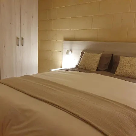 Id-dwejra, Country Bed & Breakfast *