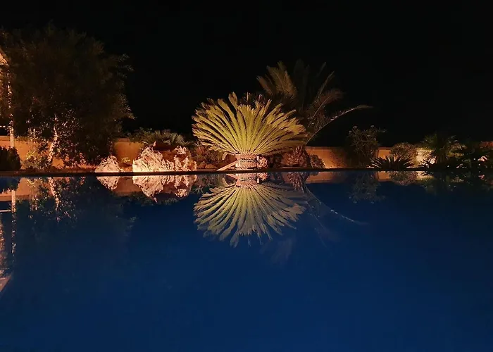 Id-dwejra, Country Bed and breakfast